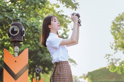 網(wǎng)頁設(shè)計(jì)和廣告設(shè)計(jì)